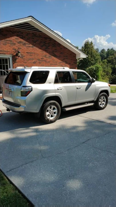 2014 Toyota 4Runner 5th Gen - Image 3 of 11