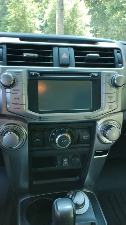 2014 Toyota 4Runner 5th Gen - Image 10 of 11