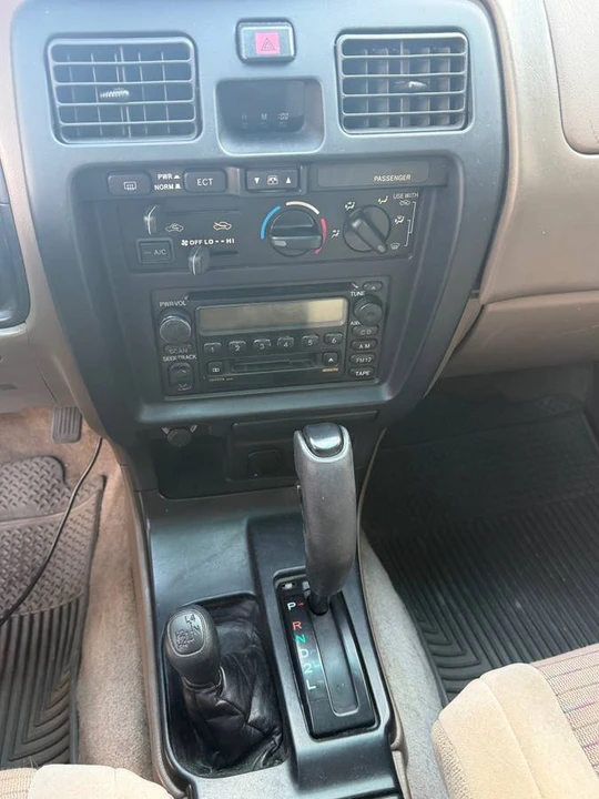 2000 Toyota 4Runner 3rd Gen - Image 11 of 11
