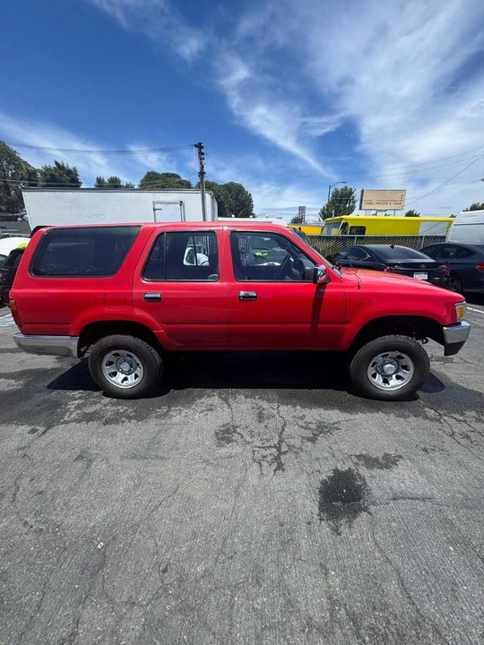 1993 Toyota 4Runner 2nd Gen - Image 2 of 8
