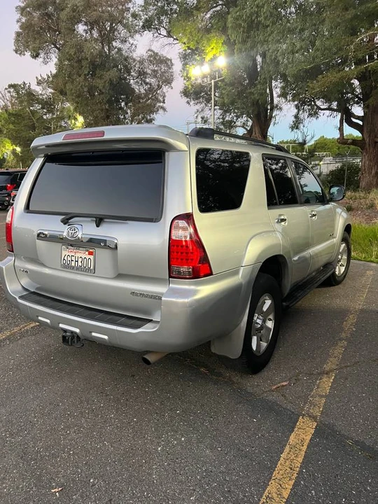 2008 Toyota 4Runner 4th Gen - Image 3 of 4