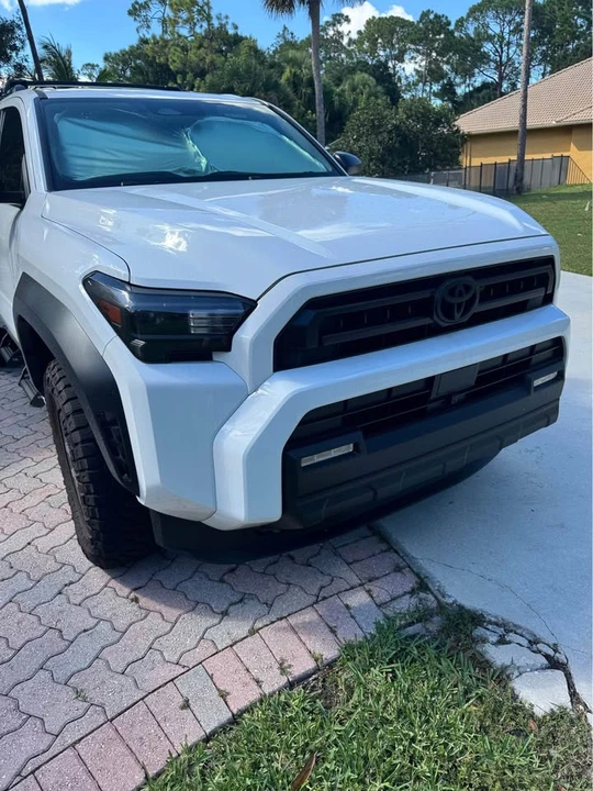 2025 Toyota 4Runner 6th Gen - Image 3 of 10