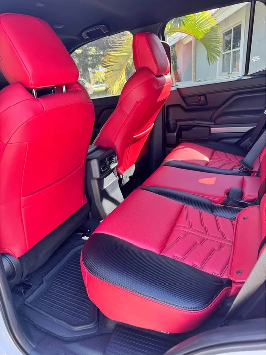 2025 Toyota 4Runner 6th Gen - Image 8 of 10