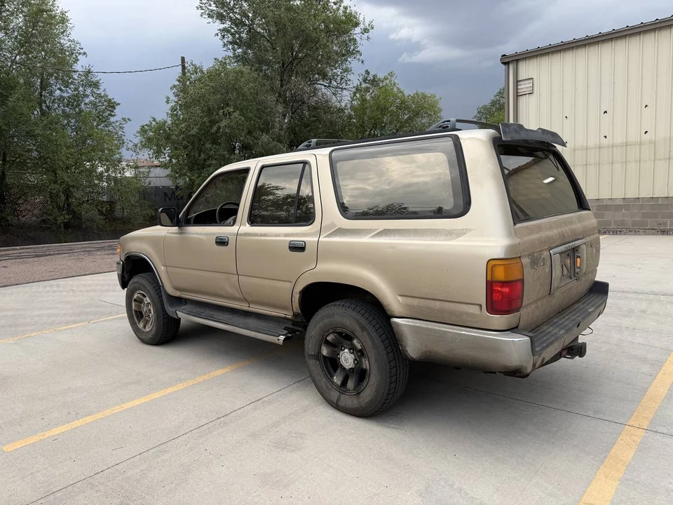 1994 Toyota 4Runner 2nd Gen - Image 4 of 9