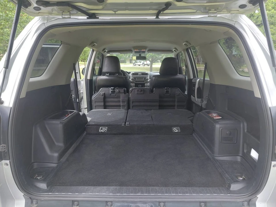 2011 Toyota 4Runner 5th Gen - Image 9 of 12
