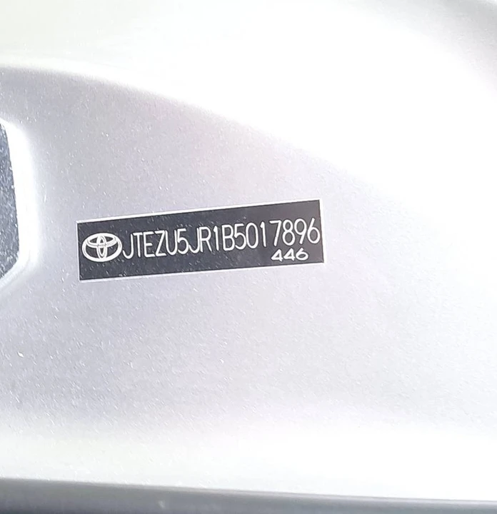 2011 Toyota 4Runner 5th Gen - Image 10 of 12