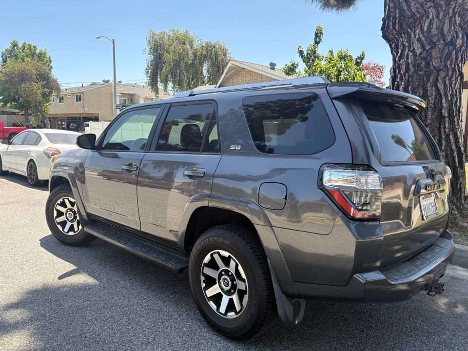 2014 Toyota 4Runner 5th Gen - Image 4 of 7
