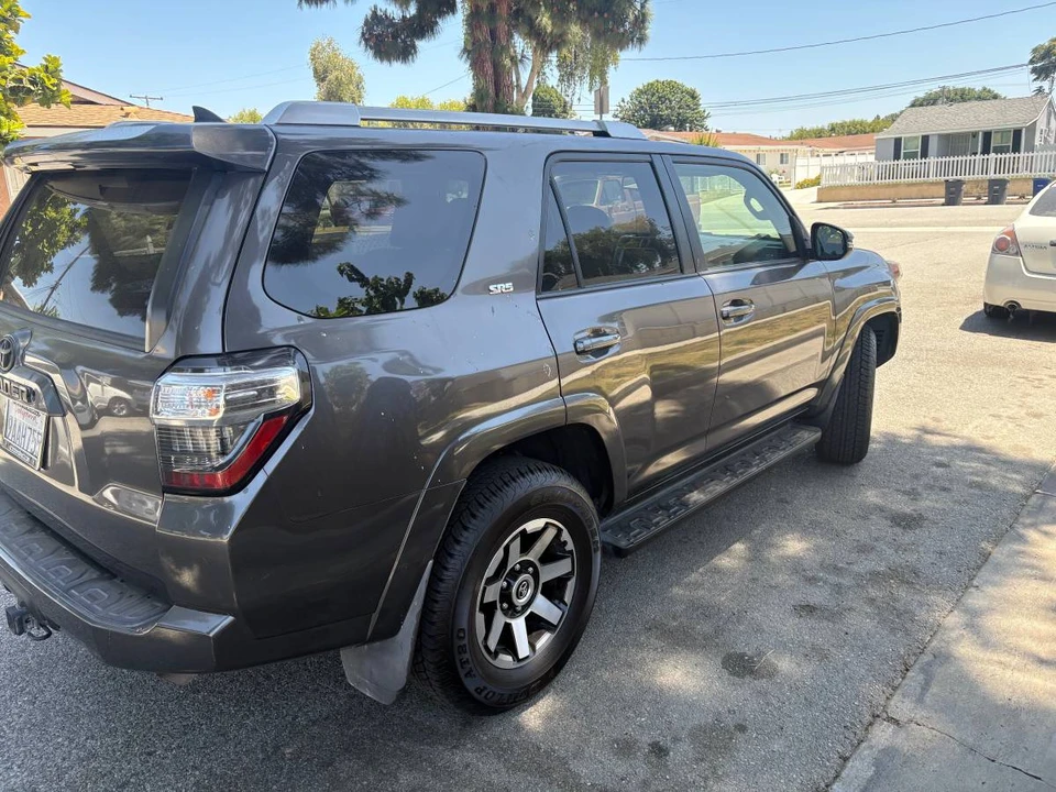 2014 Toyota 4Runner 5th Gen - Image 3 of 7