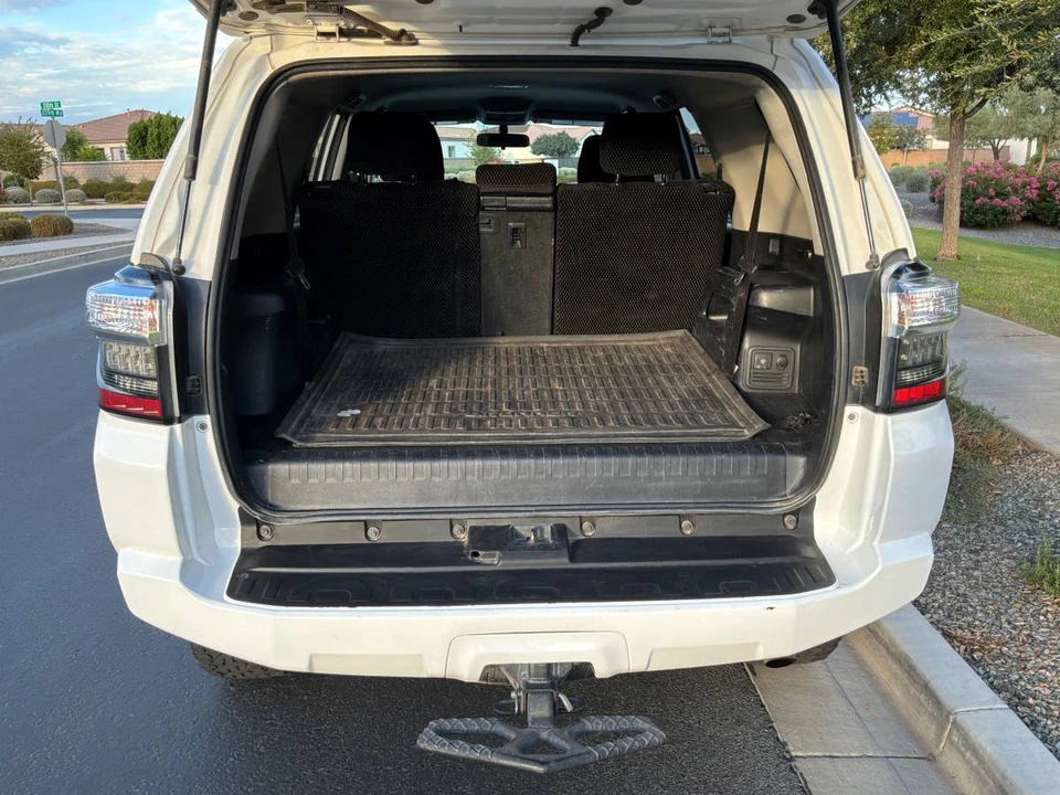 2015 Toyota 4Runner 5th Gen - Image 12 of 13