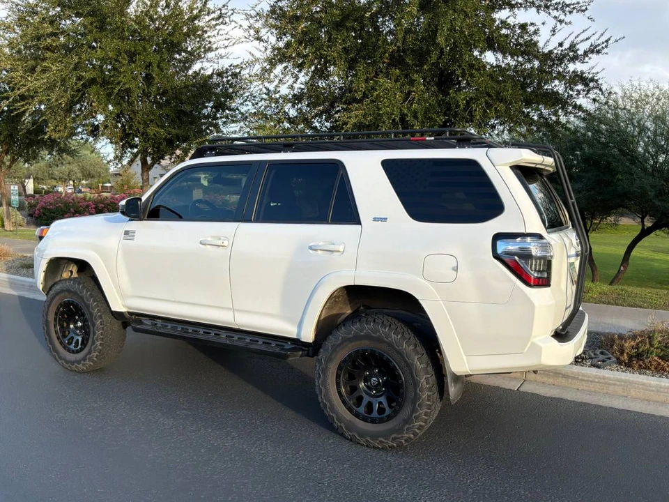 2015 Toyota 4Runner 5th Gen - Image 4 of 13