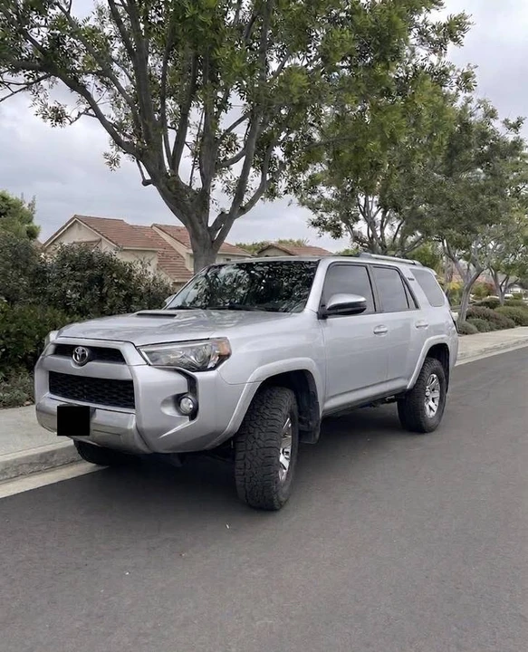 2016 Toyota 4Runner 5th Gen - Image 3 of 9
