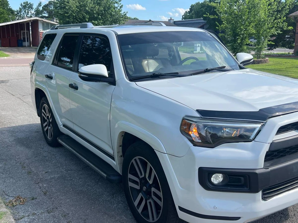 2018 Toyota 4Runner 5th Gen - Image 2 of 7
