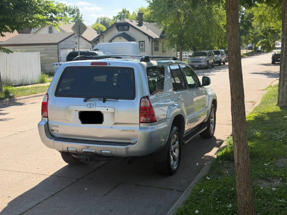 2007 Toyota 4Runner - Image 5 of 13