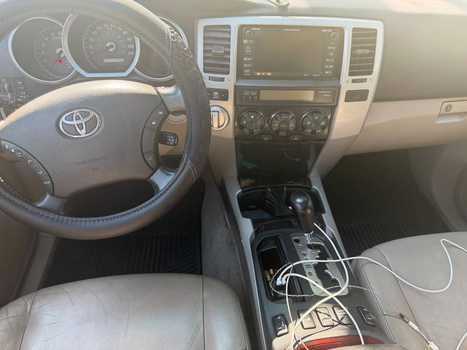 2007 Toyota 4Runner - Image 9 of 13