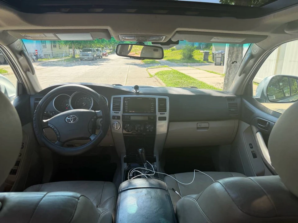 2007 Toyota 4Runner - Image 11 of 13