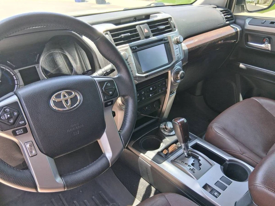 2017 Toyota 4Runner 5th Gen - Image 12 of 16