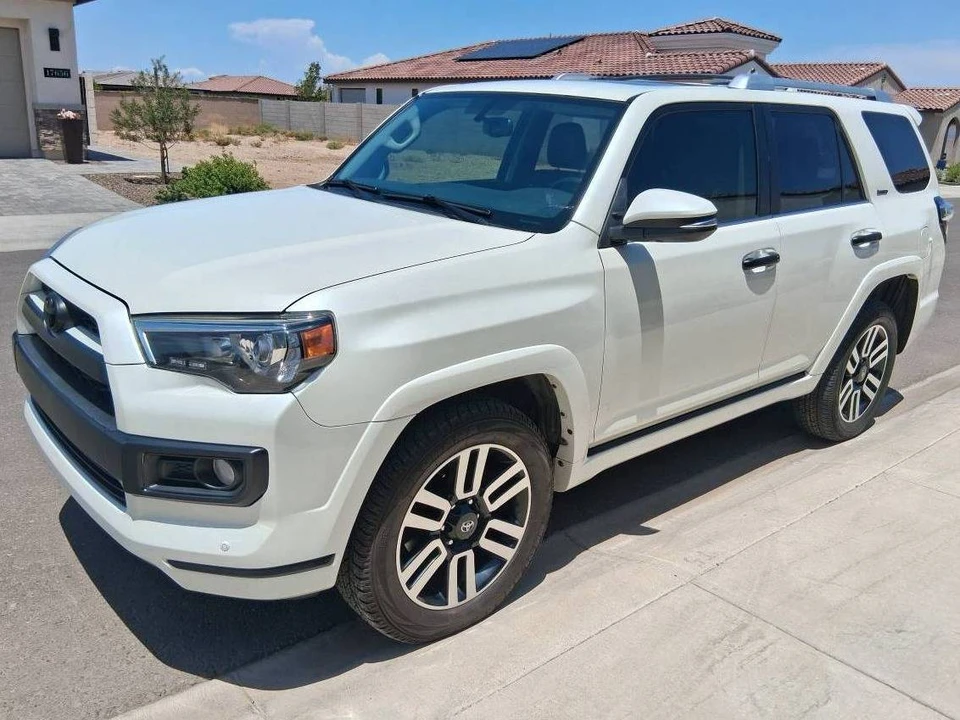 2017 Toyota 4Runner 5th Gen - Image 4 of 16
