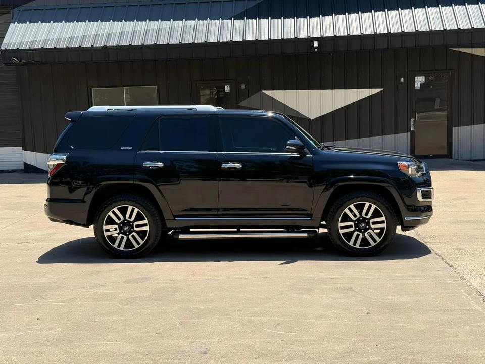 2018 Toyota 4Runner 5th Gen - Image 8 of 23