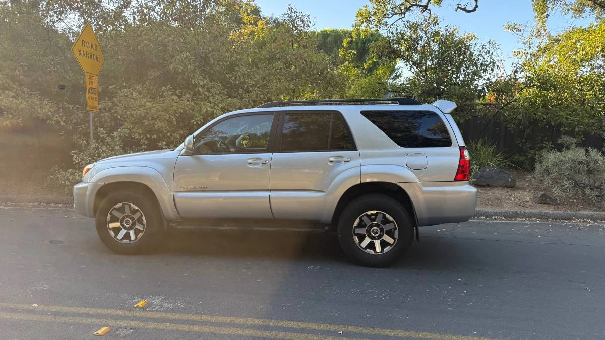 2006 Toyota 4Runner 4th Gen - Image 9 of 12