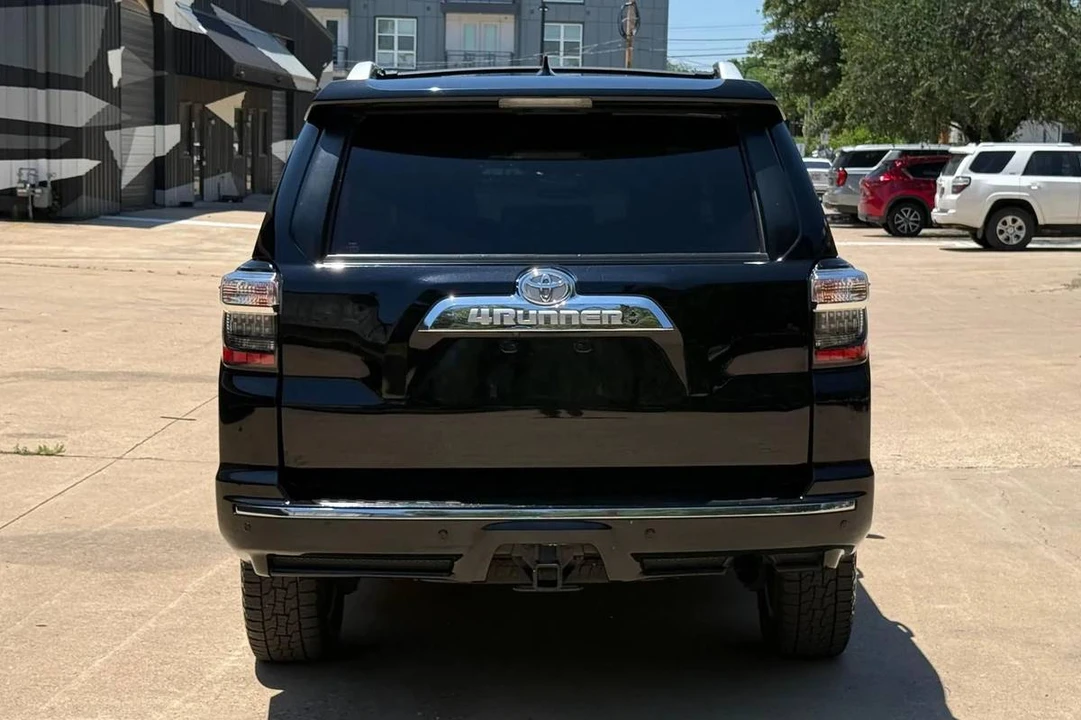 2018 Toyota 4Runner 5th Gen - Image 5 of 23