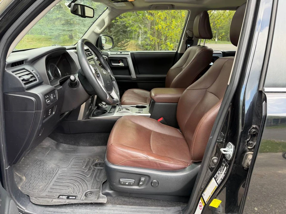 2015 Toyota 4Runner 5th Gen - Image 4 of 15