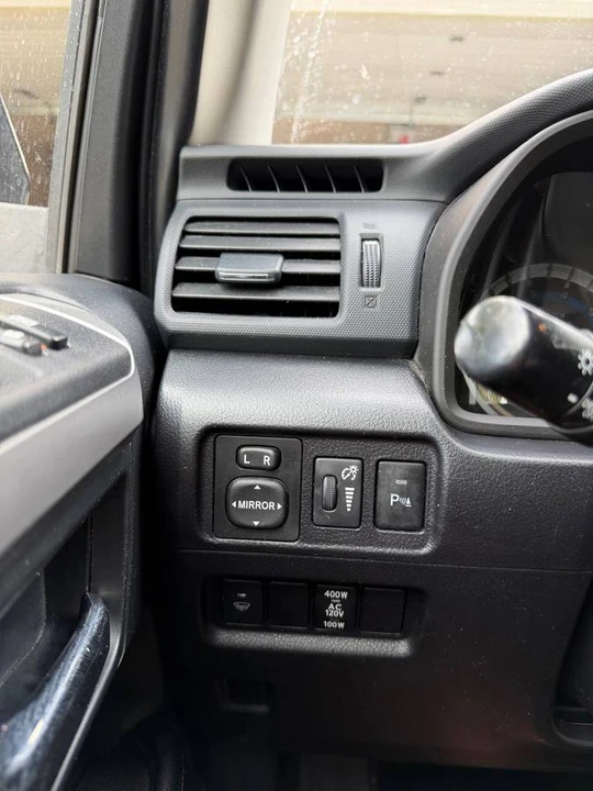 2015 Toyota 4Runner 5th Gen - Image 11 of 15
