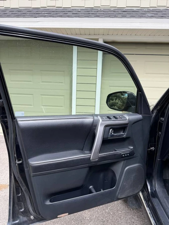 2015 Toyota 4Runner 5th Gen - Image 10 of 15