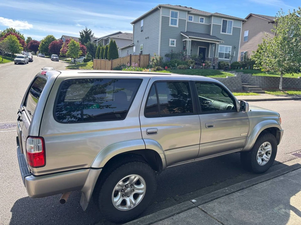 2002 Toyota 4Runner 3rd Gen - Image 4 of 9