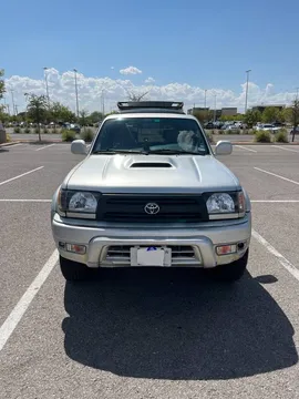 2000 Toyota 4Runner SR5