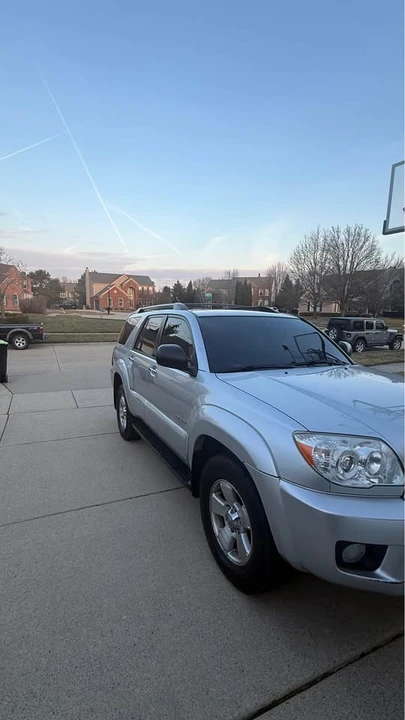 2008 Toyota 4Runner 4th Gen - Image 4 of 9