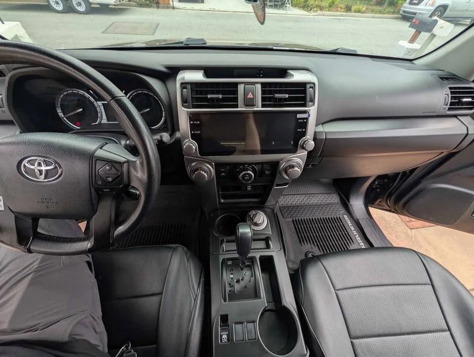 2018 Toyota 4Runner 5th Gen - Image 8 of 20