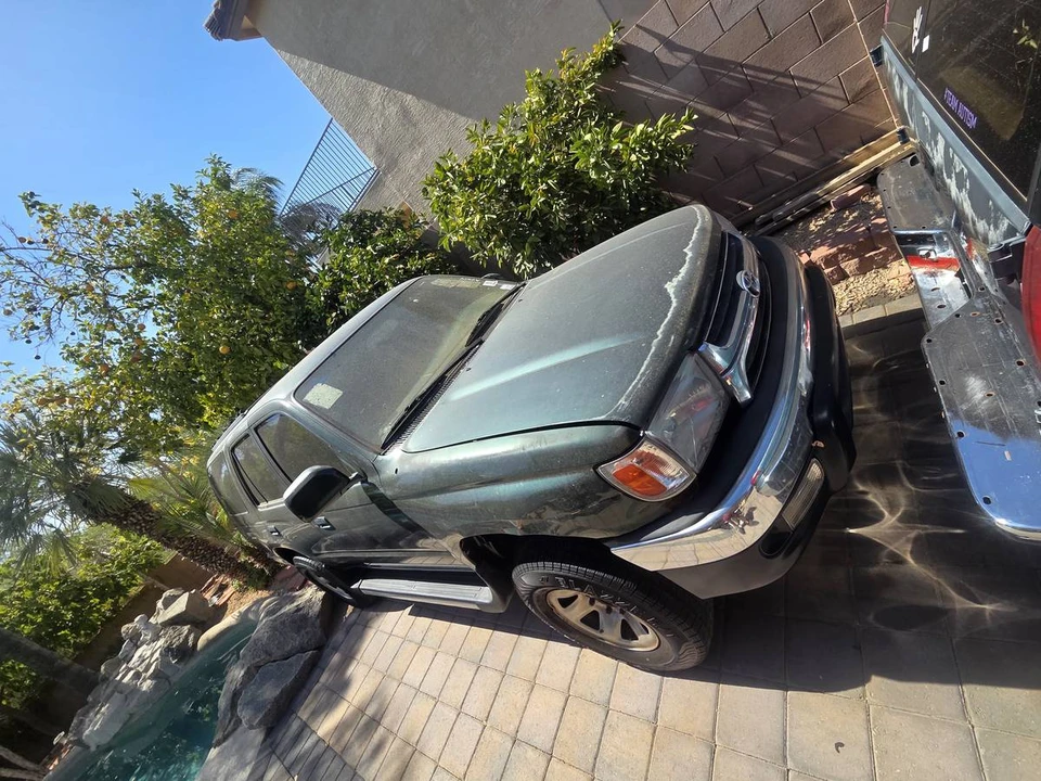 2001 Toyota 4Runner 3rd Gen - Image 2 of 17