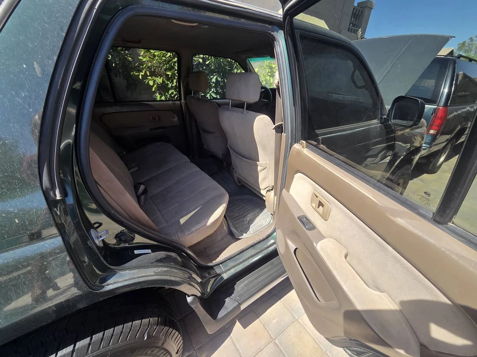 2001 Toyota 4Runner 3rd Gen - Image 11 of 17