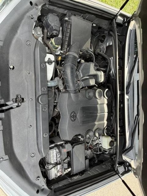 2015 Toyota 4Runner 5th Gen - Image 5 of 14
