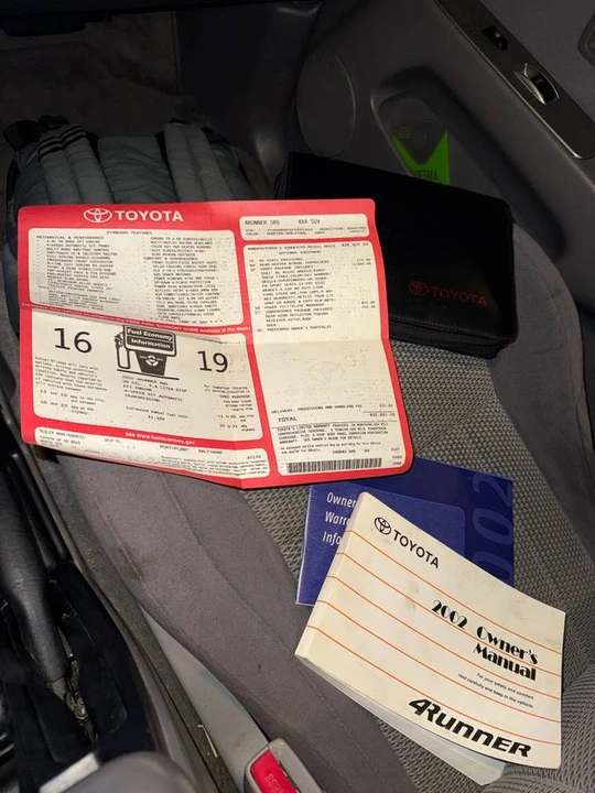 2002 Toyota 4Runner 3rd Gen - Image 14 of 16