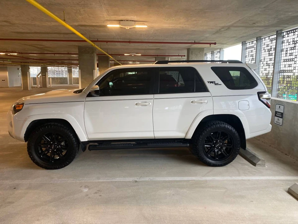 2022 Toyota 4Runner 5th Gen - Image 3 of 10