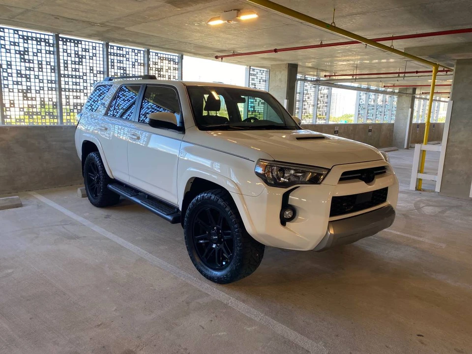 2022 Toyota 4Runner 5th Gen - Image 6 of 10