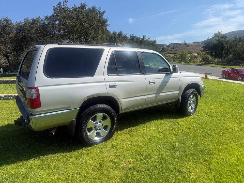 2000 Toyota 4Runner 3rd Gen - Image 3 of 11