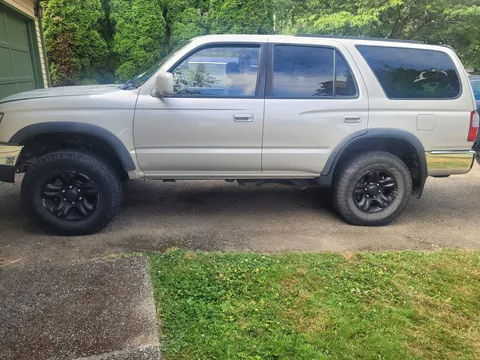 1996 Toyota 4Runner SR5