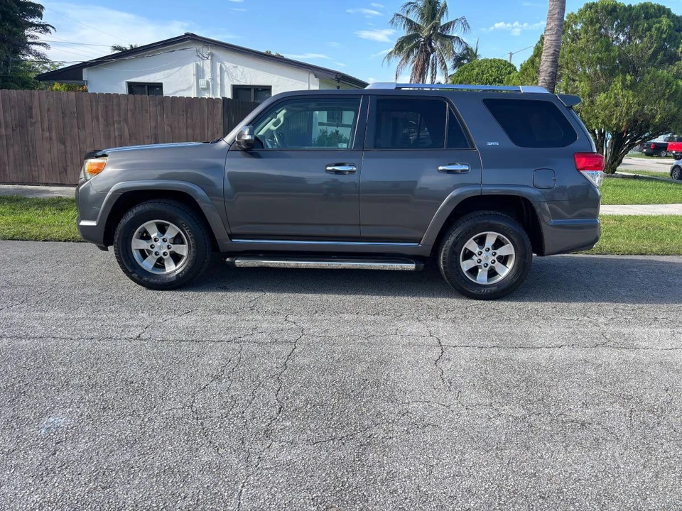 2011 Toyota 4Runner 5th Gen - Image 3 of 9