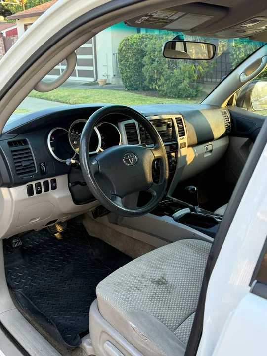 2007 Toyota 4Runner - Image 8 of 10