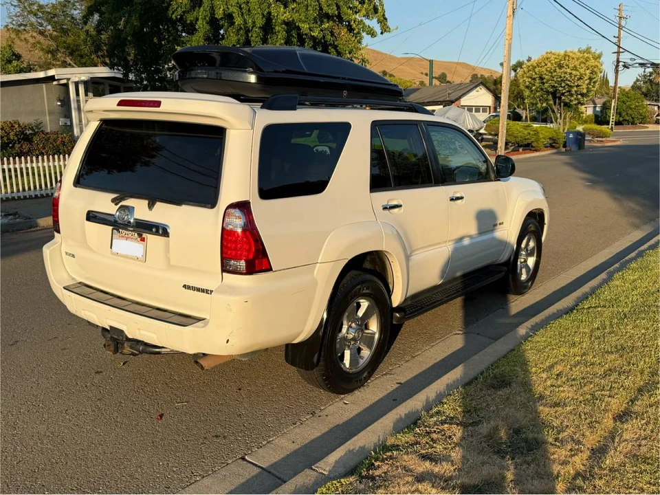 2007 Toyota 4Runner - Image 6 of 10