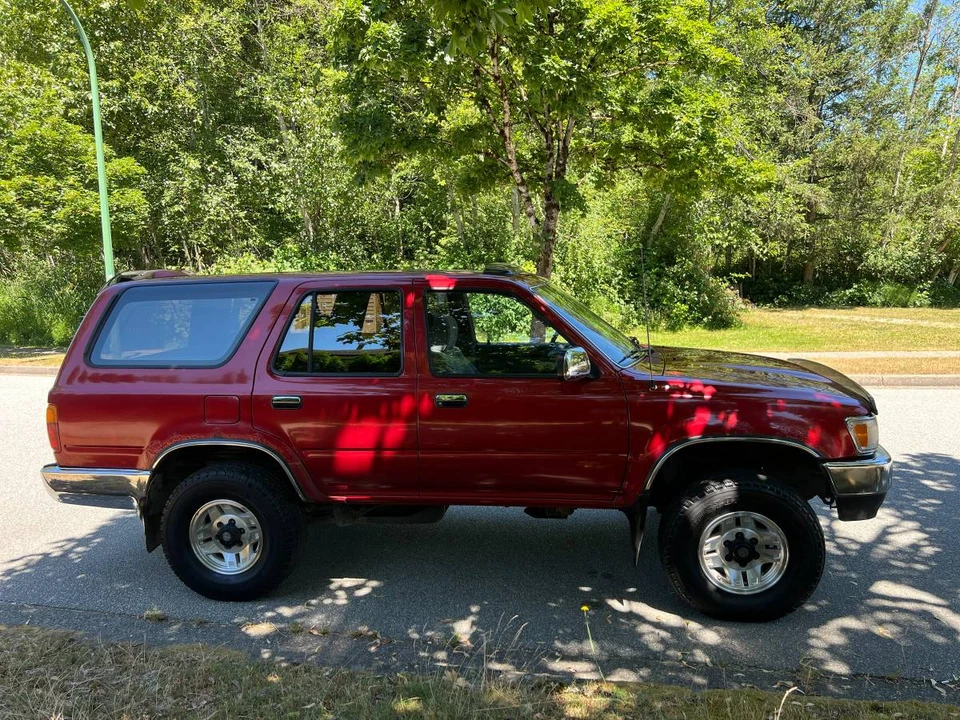 1995 Toyota 4Runner 2nd Gen - Image 5 of 24