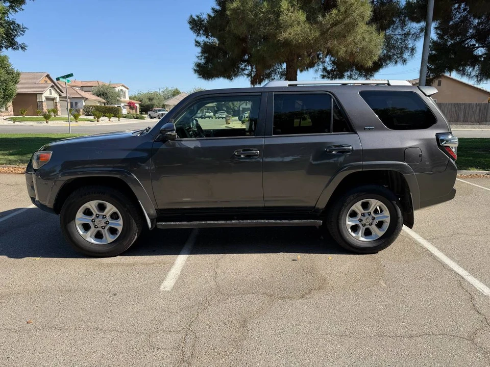 2017 Toyota 4Runner 5th Gen - Image 8 of 15