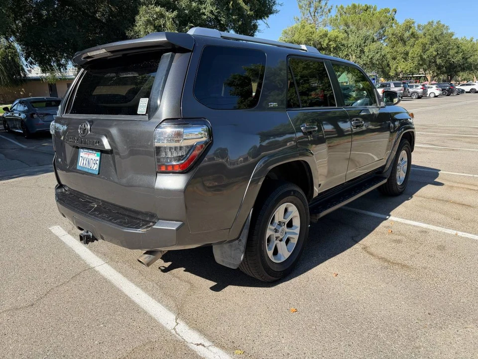 2017 Toyota 4Runner 5th Gen - Image 6 of 15