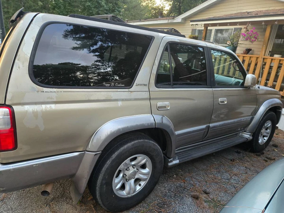 2001 Toyota 4Runner 3rd Gen - Image 8 of 10