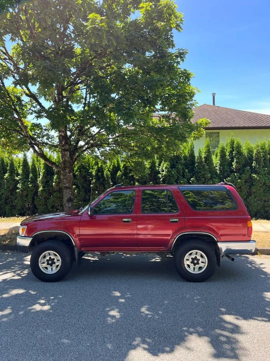 1995 Toyota 4Runner 2nd Gen - Image 9 of 24