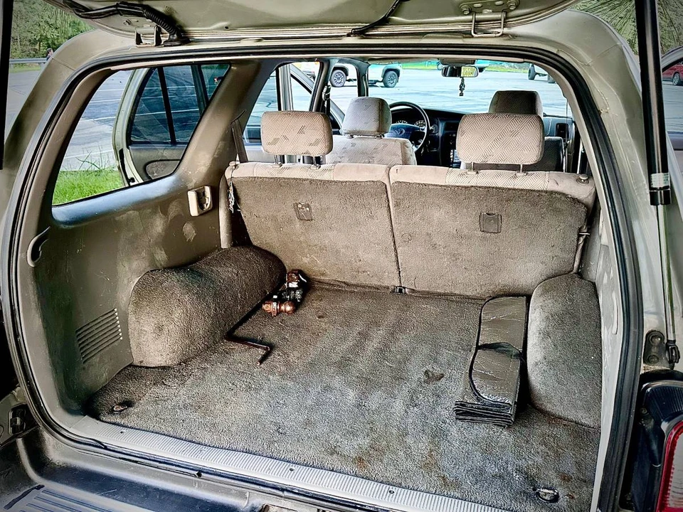 2002 Toyota 4Runner 3rd Gen - Image 9 of 10