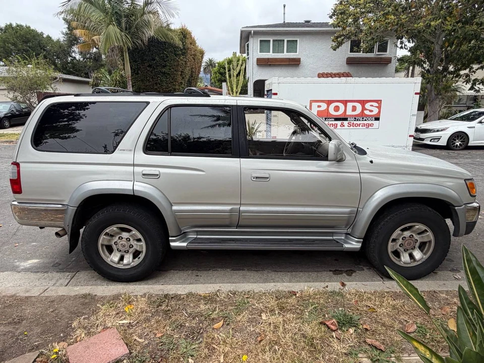 1998 Toyota 4Runner 3rd Gen - Image 2 of 14