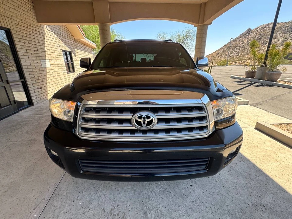 2011 Toyota Sequoia 2nd Gen - Image 13 of 16